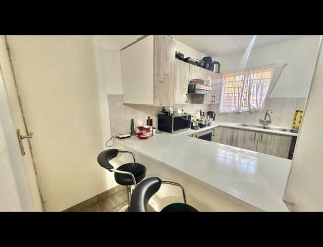 2 BEDROOM DUPLEX FOR SALE IN MONTANA TUINE